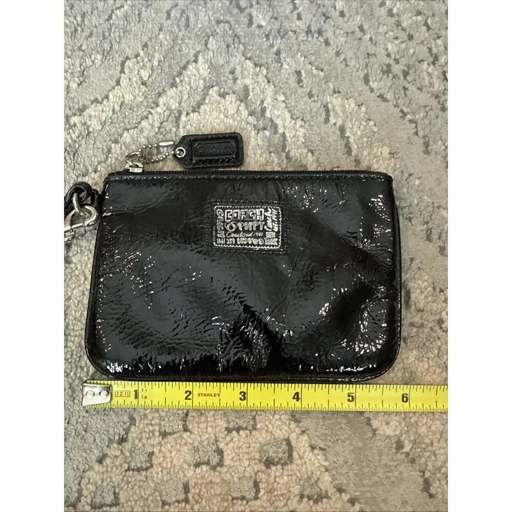 Coach Poppy Black Patent Leather Small Wristlet Wallet Bag 461479 Classic